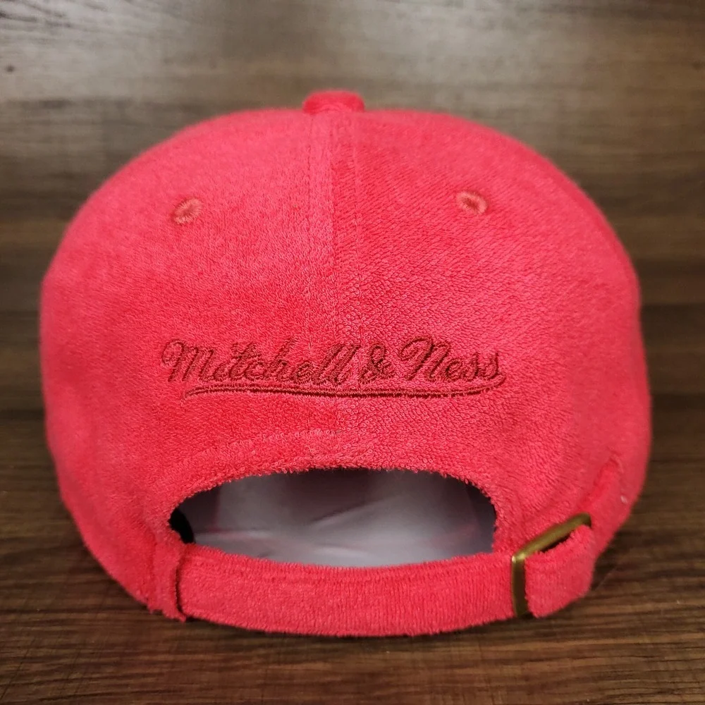 Atlanta Hawks Mitchell & Ness NBA Dad Cap Hat 3D Logo Red Terry‎ Fabric New